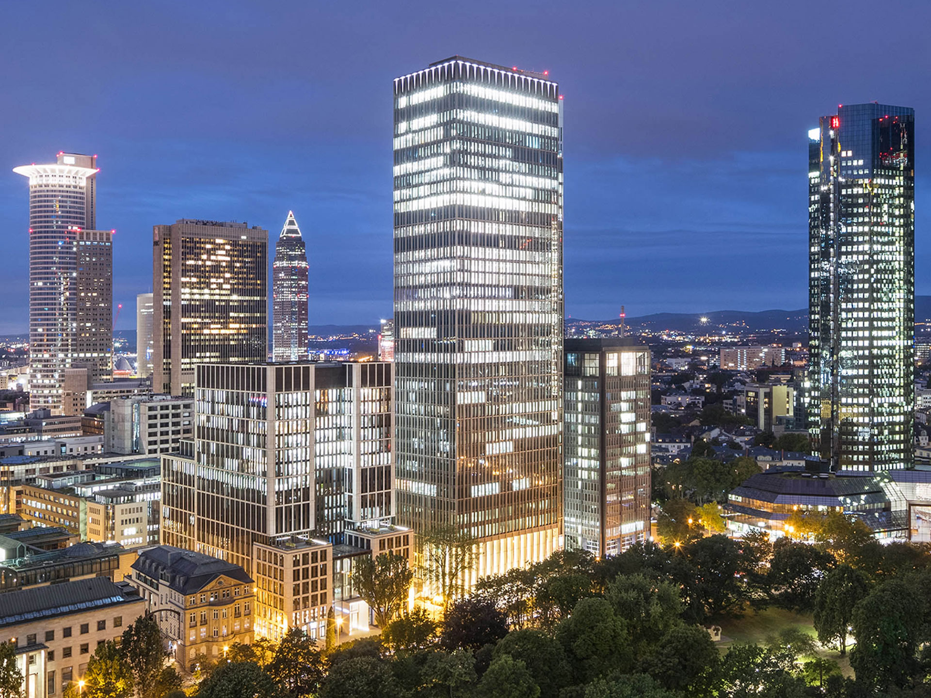 Die Auswirkungen, die die Pandemie auf die Bürowirtschaft in Deutschland haben wird, bieten zahlreiche Chancen - Frankfurt ist die deutsche Business Center Hauptstadt Die Auswirkungen, die die Pandemie auf die Bürowirtschaft in Deutschland haben wird, bieten zahlreiche Chancen - Frankfurt ist die deutsche Business Center Hauptstadt